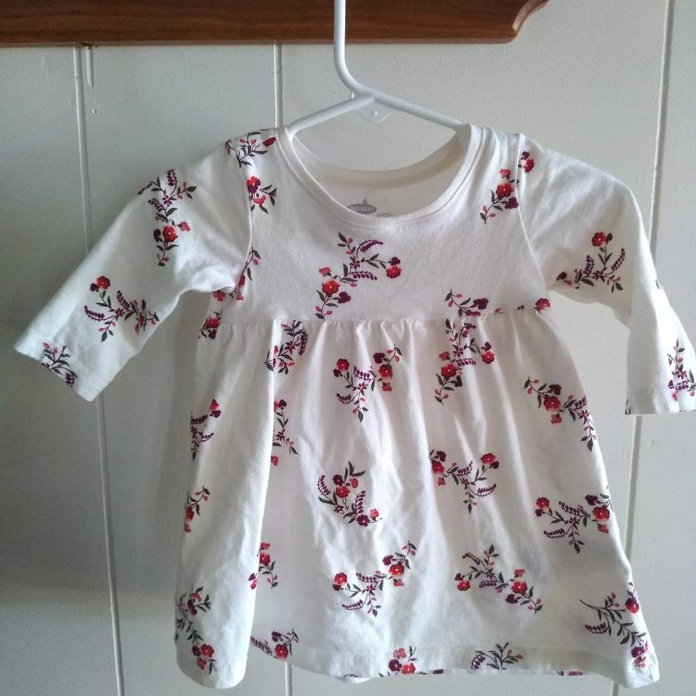Old Navy baby dress 3-6mon